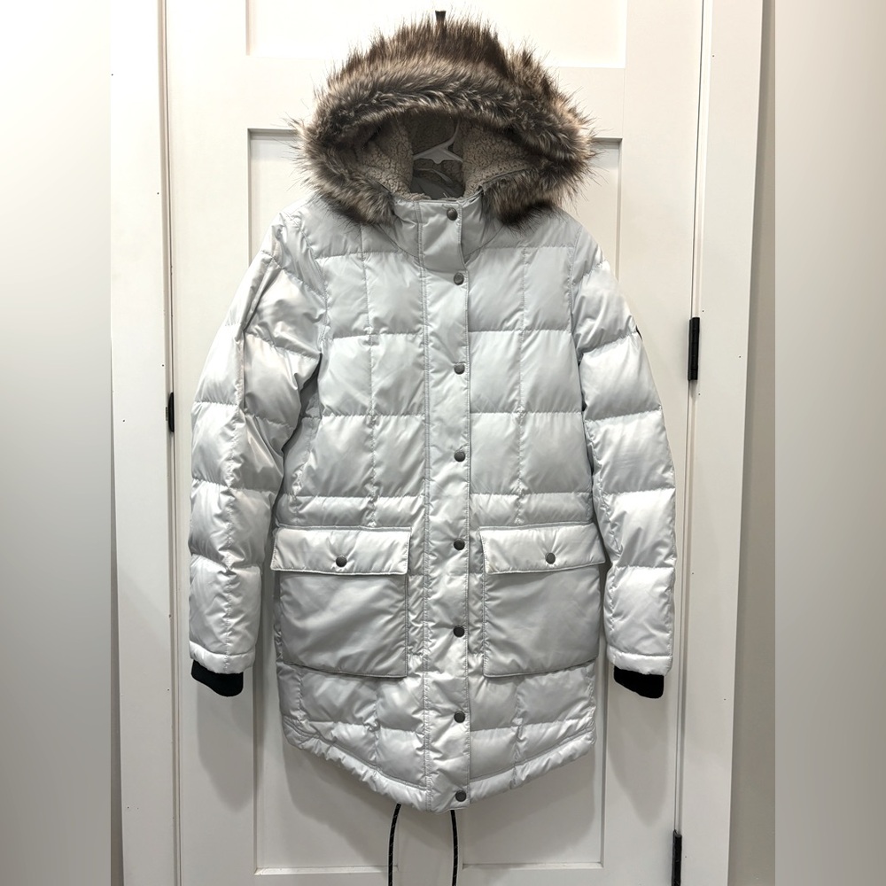 Eddie Bauer Women’s Down Puffer Light Gray Small Jacket
